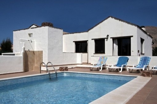 Villa bonita con piscina cerca de Corralejo